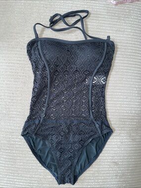 Sun and Sea Women’s Dark Gray Crochet Lace One-Piece Swimsuit in Size 10
